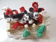 Disney Parks Limited Mickey & Minnie & Goofy on a sled ** VERY RARE **