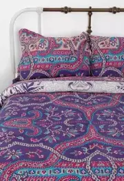 NEW Set of 2 Persan Standard Pillow Shams from Urban Outfitters Z449-4