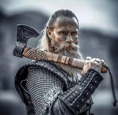Custom Handmade Corban Steel Viking Axe For Hunting Outdoor Camping Tomahawk