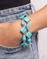 Paparazzi EARTHY RISER blue bracelet