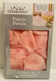 Pink Fabric Petals for Valentine’s Day Wedding Proposals Vase Fillers 200 Petals
