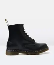 NEW DR MARTENS 1460 8 Eye Smooth Boots Black