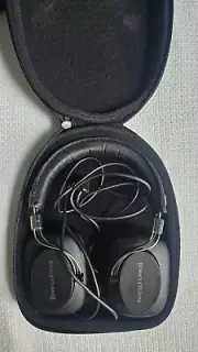 NEW! First Class Bowers Wilkins Headphones