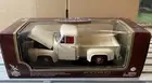 Road Legends 1953 Ford F-100 Pickup Truck 1:18 Scale Diecast Model Cream NEW