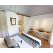 Moorea Beach Lodge