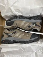 Hi-Tech M Ravus Low WP DK Taupe Size: US10 NEW In Box