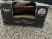 Totes Toasties Slippers Mens Size Medium 8-9 Brown Memory Foam