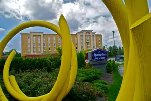 史泰登島歡朋套房酒店Hampton Inn & Suites Staten Island