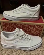 Vans Ward Spring Glitter White Girls Shoes size 2 new in box