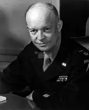 GENERAL DWIGHT D. EISENHOWER - 8X10 PHOTO (EP-782)
