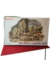 Dragon Red Devils (Arnhem 1944) 1:35 Scale Model Kit 6023 Unopened box