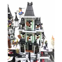 在飛比找蝦皮購物優惠-二手 LEGO 樂高 10228 Haunted House