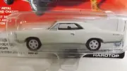 Johnny Lightning White Lightning "GTO" 1967 Hardtop White Wheels & Base