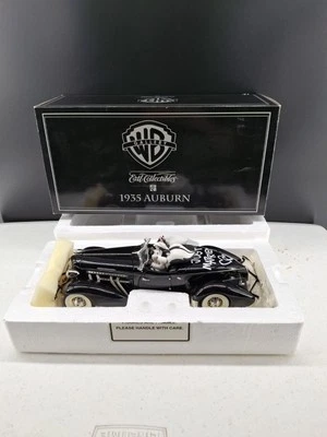 ERTL Collectibles Warner Bros Gallery 1935 Auburn Diecast 1/18 Scale Pepe Lepew