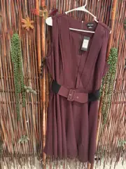 NWT City Chic Burgundy With Black Belt Plus Size Medium/18