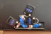 854090 LEGO Blue VIP Key Chain RETIRED