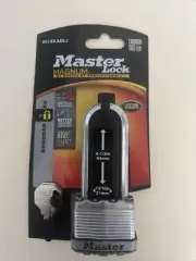 M1XKADLJ Master Lock 1-64mm X 21mm Magnum Stainless Steel Padlock NIB