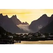 Save 10.00%! Lofoten Bucket list - Reine and Western Lofoten 4h sightseeing