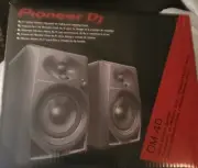 Pioneer DM-40 Compact Active Monitor Speaker Pair with 4" Woofers (black)