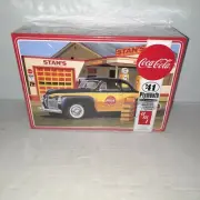 AMT 1941 Plymouth Coupe Coca Cola 1:25 Scale Model Car Kit AMT1197M/12 New!