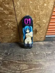 Miku 8.0 HookUps Skateboard