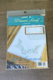 Dimensions Jacobean Vine Embroidery Dresser Scarf 73141