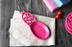 Cast Iron Spoon Rest Pink Pot Stand Pan Support Metal Mat Table Top Gift Kitchen