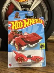 Hot Wheels Street Beasts 3/5 Purrfect Speed 88/250 Red