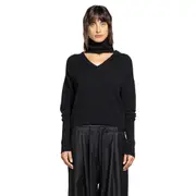 [ANDREA YA AQOV] V Neck Pullover Black