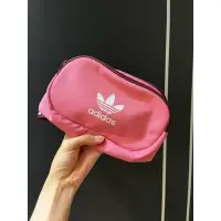 在飛比找蝦皮購物優惠-(二手)ADIDAS愛迪達粉色腰包