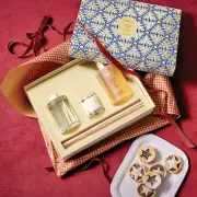 CIRCA Cotton Flower & Freesia Fragrance Gift Set