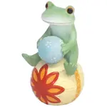 《齊洛瓦鄉村風雜貨》日本雜貨ZAKKA 日本COPEAU 青蛙小公仔擺飾 鞠球的蛙蛙 正月系列小青蛙 坐在鞠球上青蛙