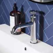 Swiss Madison SM-BF80 Avallon 1.2 GPM 1 Hole Bathroom Faucet - Chrome