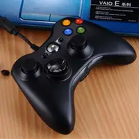 在飛比找蝦皮購物優惠-現貨xbox360 有線控制器 PC電腦手把 搖桿 手柄 雙