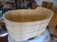 在飛比找Yahoo!奇摩拍賣優惠-100%天然全台灣檜木3.5尺泡澡桶有多種尺寸可訂做閃花重油