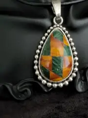 UNIQUE HANDMADE Mookaite and Green Prase INTARSIA GEMSTONE PENDANT NECKLACE