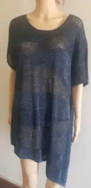 VIRTUELLE *TAKING SHAPE* Blue Shimmer Overlay Plus Size Top - Size M - NWT