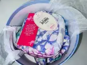 NEW IN GIFT BOX BAG LADIES PETER ALEXANDER FLORAL PYJAMA SET SIZE XL