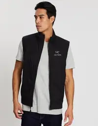 在飛比找Yahoo!奇摩拍賣優惠-ARC'TERYX MEN'S ATOM LT VEST