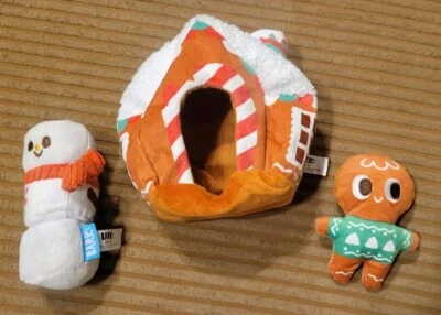 BARK BOX Christmas Gingerbread Man House And Snowman Small Dog Toy NWOT New