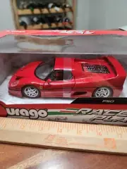 Bburago - 18-26000 - Race + Play - Enzo Ferrari F50 - Scale 1:24 - Red