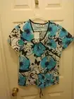 Tab NY Women's Blue Flower Pattern Short Sleeve Uniform Scrub Top Size XSmall