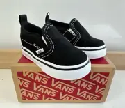 VANS Classic Slip On Skate Shoe / Solid Black True White / Toddler Little Kids 4