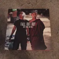 在飛比找蝦皮購物優惠-歐版CD《打倒男孩》搶救搖滾樂／FALL OUT BOY S