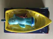 IN THE NIGHT GARDEN IGGLEPIGGLE FLOATY BOAT PLAYSET WITH BATH SQUIRTER NEW TOY