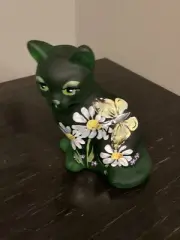 Fenton Glass Emerald Green Cat. Hand Painted By M. Kibbe #24/24. 2023