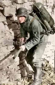 WW2 Picture Photo 1941 German soldier armed flame thrower and hand grenades 3226