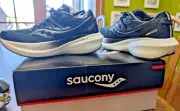 Saucony Men's, Triumph 20 Running Shoe 20759-10. NIB. Black and White