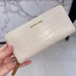 小CK正品簡約白色鱷魚紋壓紋立體LOGO拉鍊長夾CHARLES＆KEITH