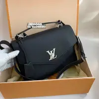 在飛比找蝦皮購物優惠-現貨二手 LV 路易威登 LOCKME EVER BAG 牛